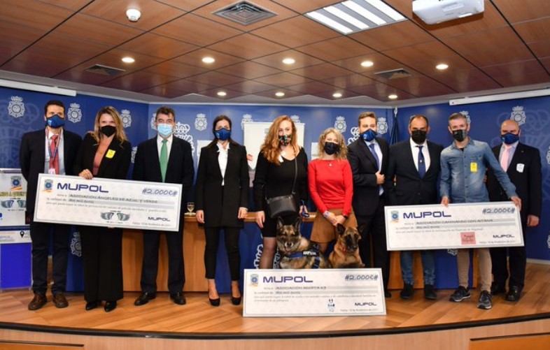 5. Fundación MUPOL